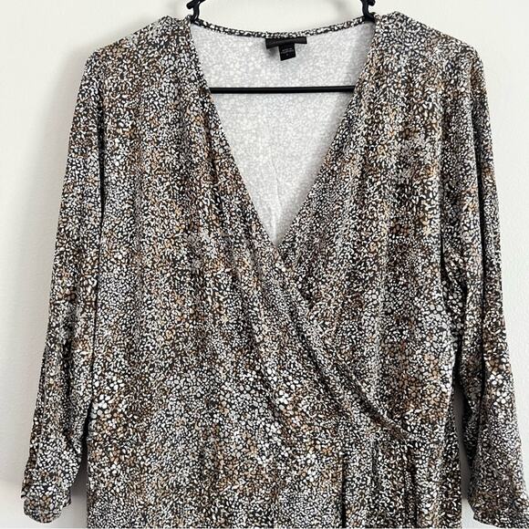 J.Jill Women’s Brown Micro Pattern Quarter Sleeve Faux Wrap Top Large - Picture 7 of 7